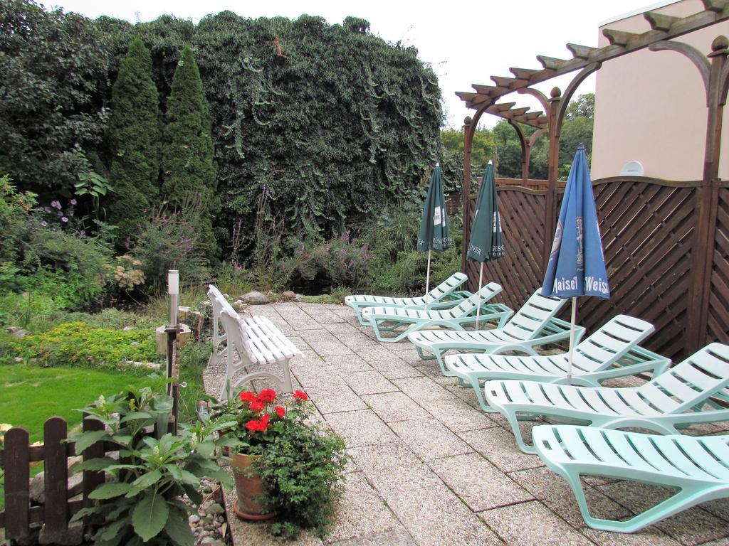 Pension & Sauna Am Lorenz Calbe Kültér fotó